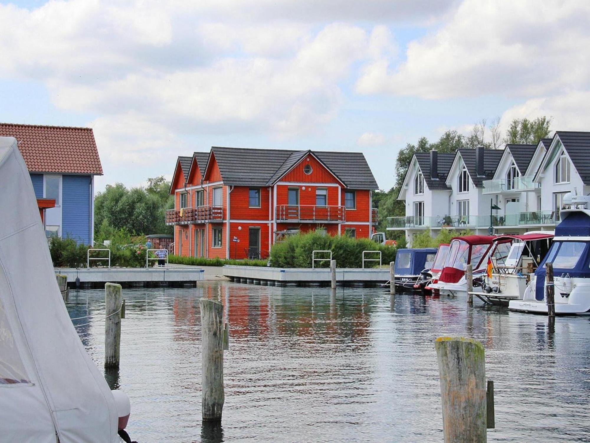 Holiday flat im Appartementhaus am Leuchtturm Plau am See - DMS02107f-P Exterior foto